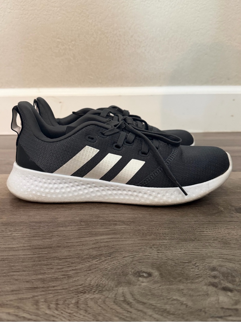adidas cloud foam sneakers